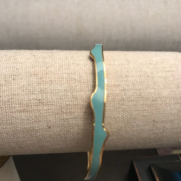 Stella & Dot Red Bangle - Picture 5 of 6